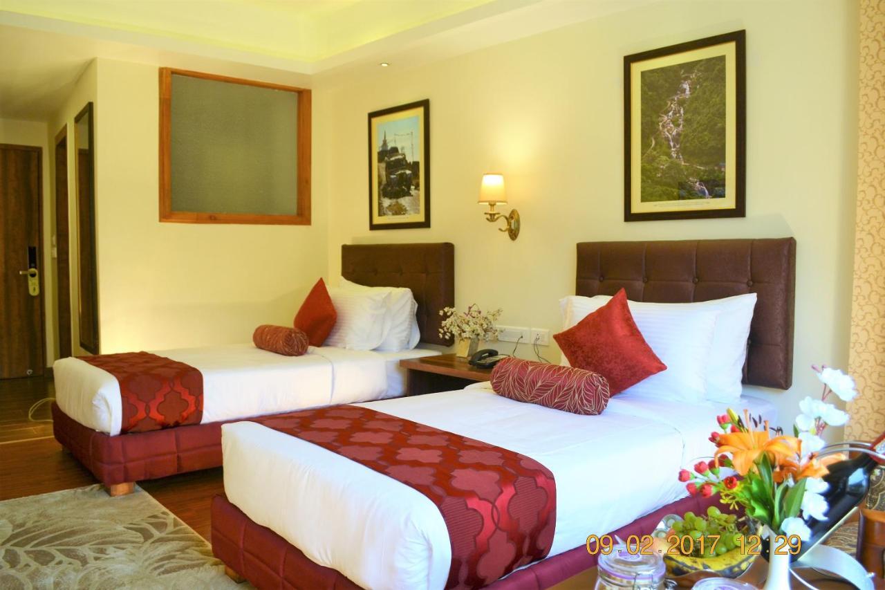 Crescent Resort, Darjeeling Dardżyling Zewnętrze zdjęcie