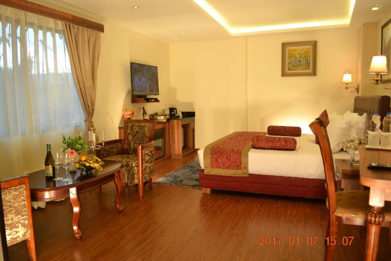 Crescent Resort, Darjeeling Dardżyling Zewnętrze zdjęcie